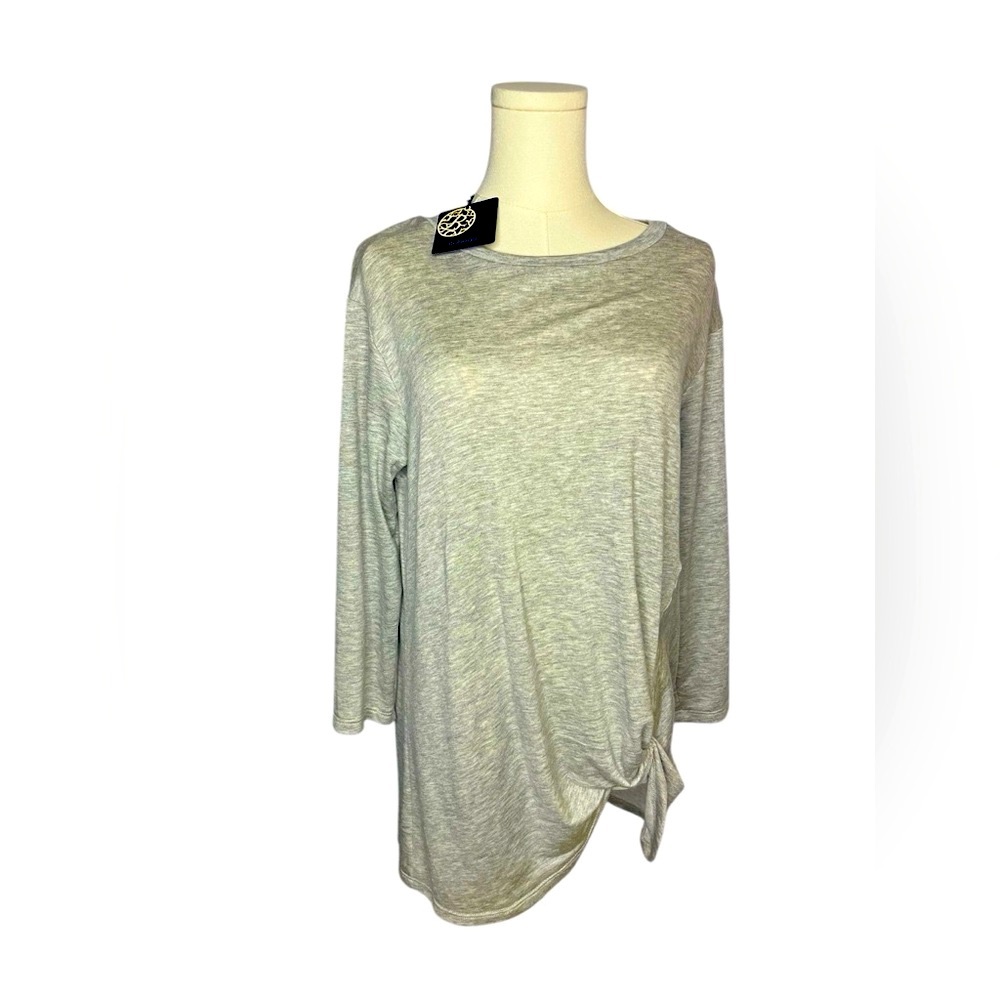 NWT Bobeau Feminine Boho Women's Gray 3/4
Sleeve Round Neck Gray Knot